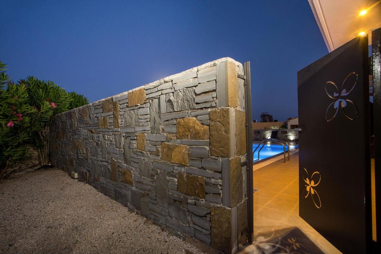 Luxury Villa Petalutha Колимбия Екстериор снимка